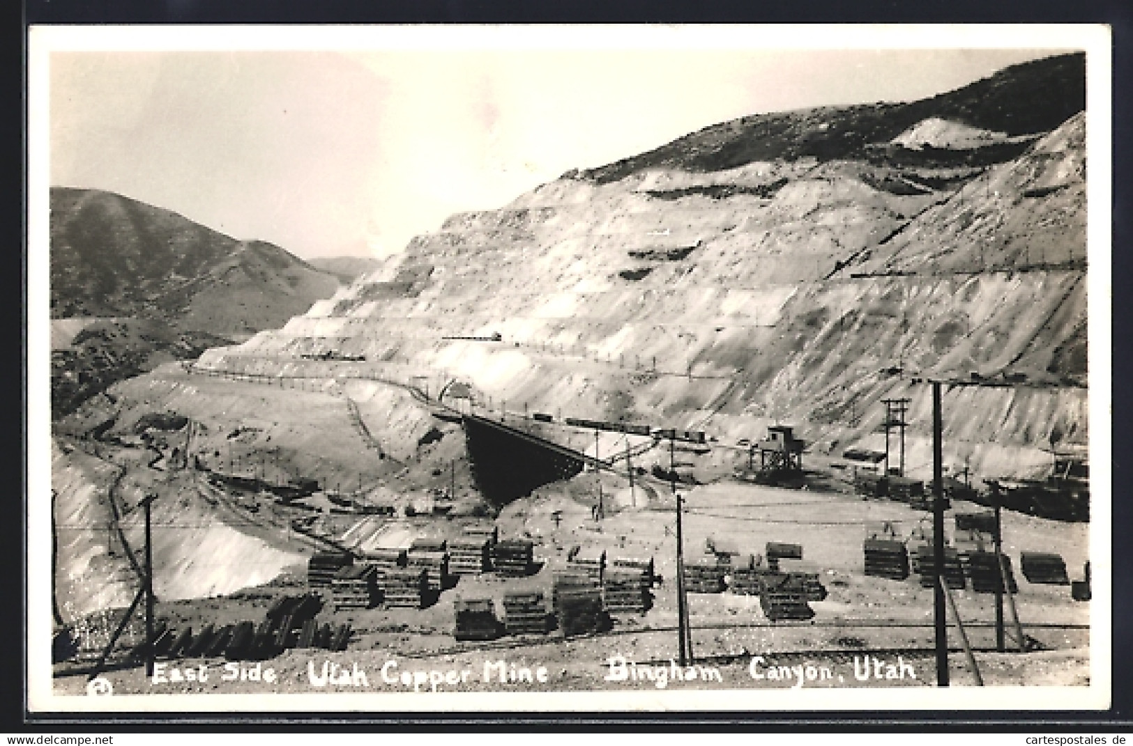 AK Bingham Canyon, UT, East Side Utah Copper Mine