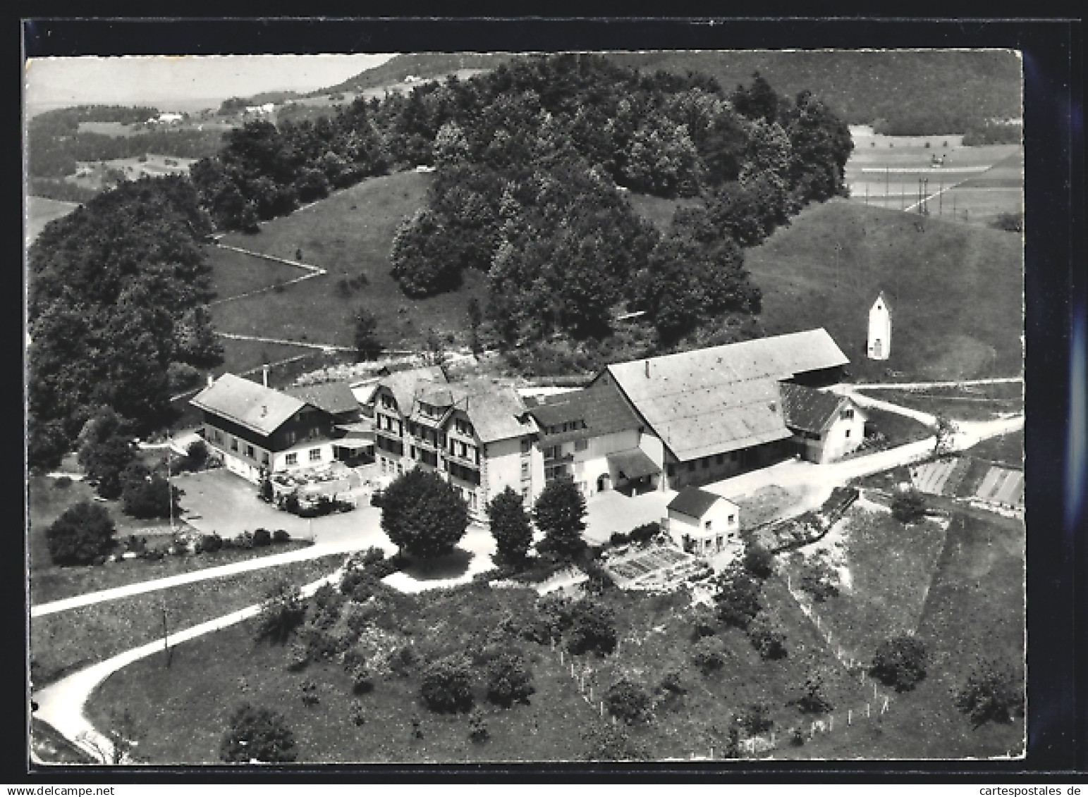 AK Läufelfingen, Hotel-Kurhaus Froburg Bes. P. Sigg-Lischer, Fliegeraufnahme