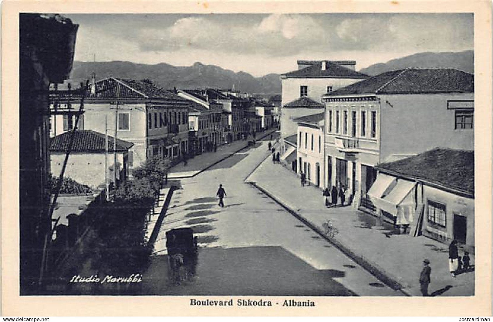 ALBANIA - Shkoder - The boulevard.