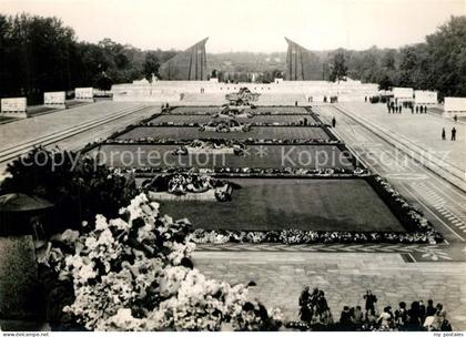 43368994 Treptow Berlin Sowjetisches Ehrenmal Gedenkstaette Treptow Berlin