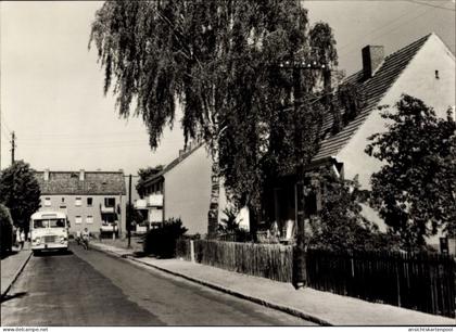 CPA Blankenfelde Mahlow Teltow Fläming, Blick in Ethel und Julius Rosenbergstraße, Bus