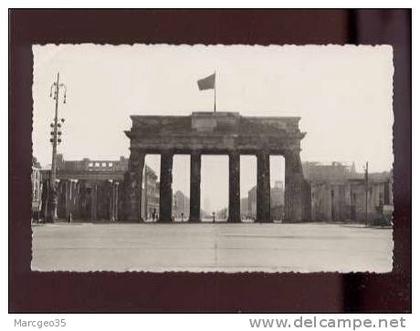 30195 berlin porte de brandebourg édit.blanchet n° 37 cachet militaire poste aux armées  belle cpsm