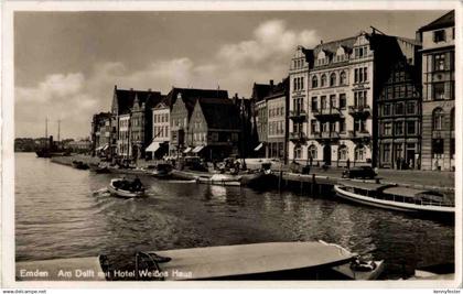 Emden - Am Delft mit Hotel Weisses Haus