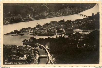 Passau/Bayern - Passau - Zeppelin über Passau