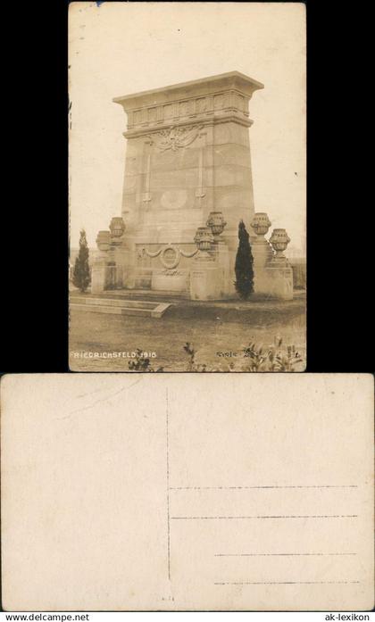 Friedrichsfeld-Voerde (Niederrhein) Kriegerdenkmal 1918 Privatfoto