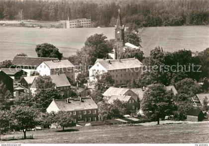 72681576 Rosenthal-Bielatal Partie mit Kirche Rosenthal-Bielatal