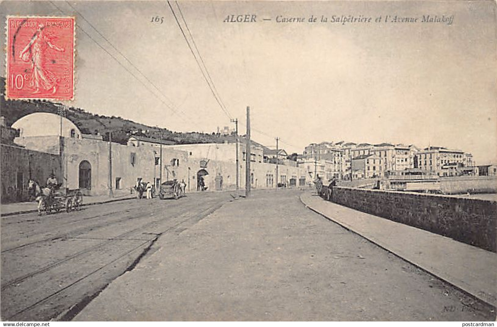 ALGER - Caserne de la Salpêtrière et l'Avenue Malakoff