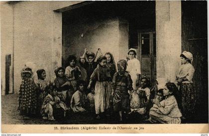 CPA AK Birkadem- Enfants de l'Ouvroir au jeu ALGERIE (832074)