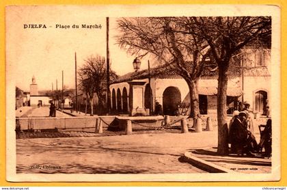 Djelfa - Place du Marché - Animée - Collection COLEAUX - CIM