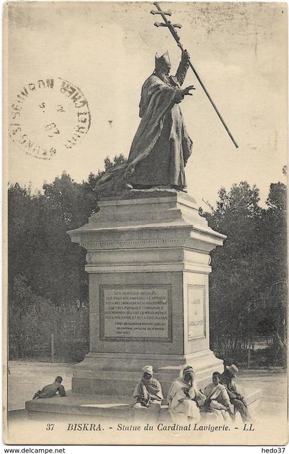 Biskra - Statue du Cardinal Lavigerie