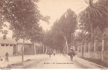 BLIDA - Avenue des Moulins