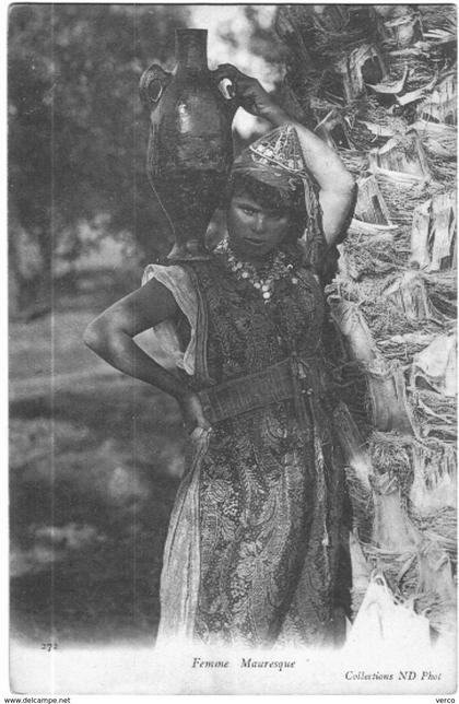 Carte Postale Ancienne de ALGERIE : Femme Mauresque