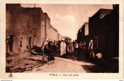 CPA ALGERIA M'SILA Une Rue Arabe (1291747)