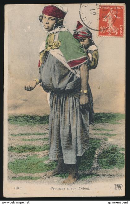 BEDOUINE ET SON ENFANT