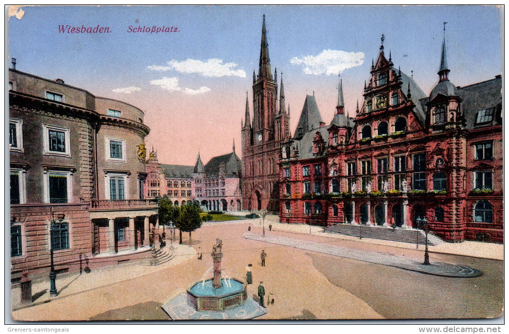 Allemagne - HESSE - WIESBADEN - schlossplatz