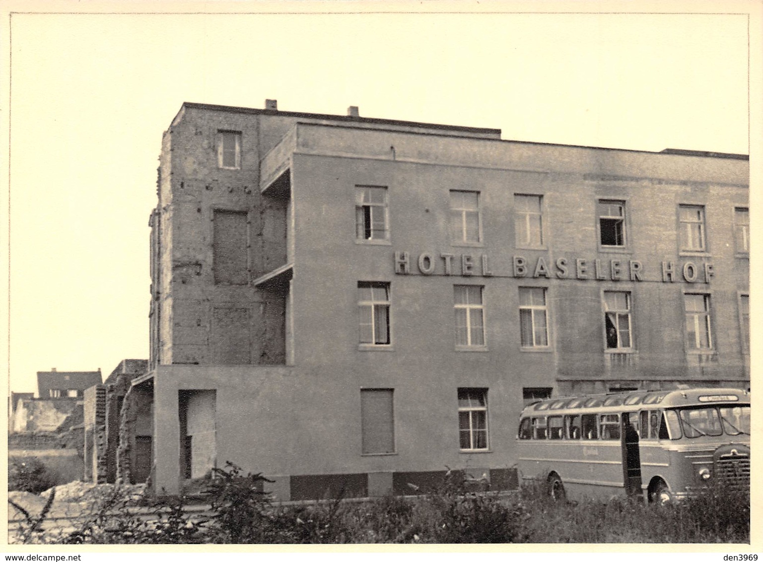 Allemagne - Rhénanie-du-Nord-Westphalie - KÖLN - Cologne - Hotel Baseler Hof - Autobus