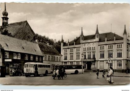 Bützow - Platz der Freiheit mit Rathaus