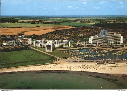 72063176 Damp Fliegeraufnahme mit Strand und Hafen Damp