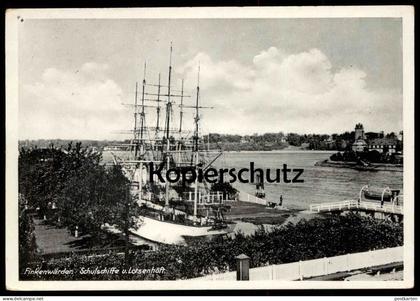 ALTE POSTKARTE FINKENWÄRDER SCHULSCHIFFE & LOTSENHÖFT FINKENWERDER HAMBURG Hafen Schiff ship port Ansichtskarte postcard