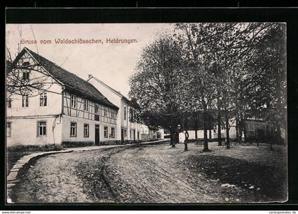 AK Heldrungen, Gasthaus Waldschlösschen und Strassenpartie