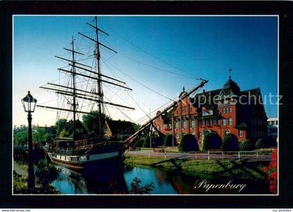 73615545 Papenburg Ems Rathaus mit Museumsschiff Friederike Papenburg Ems