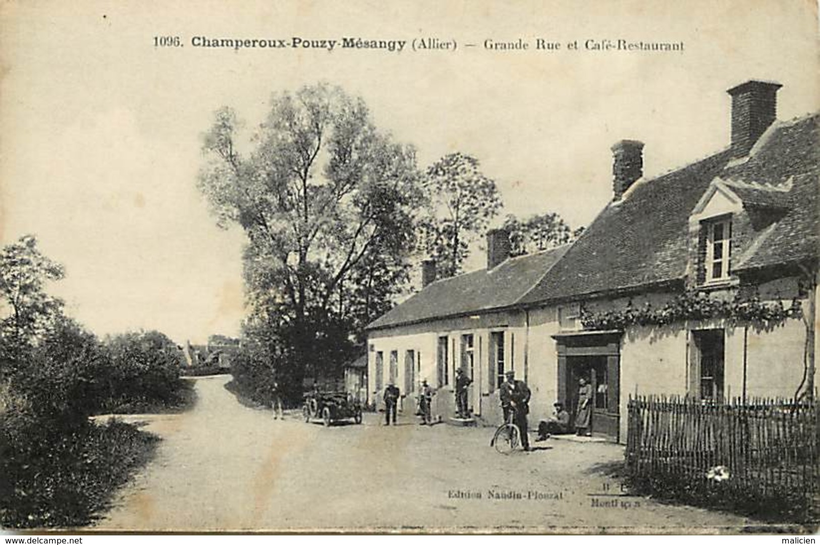 - allier -ref-C169- champeroux - pouzy mesangy - grande rue et cafe restaurant - cafes - restaurants - voiture -