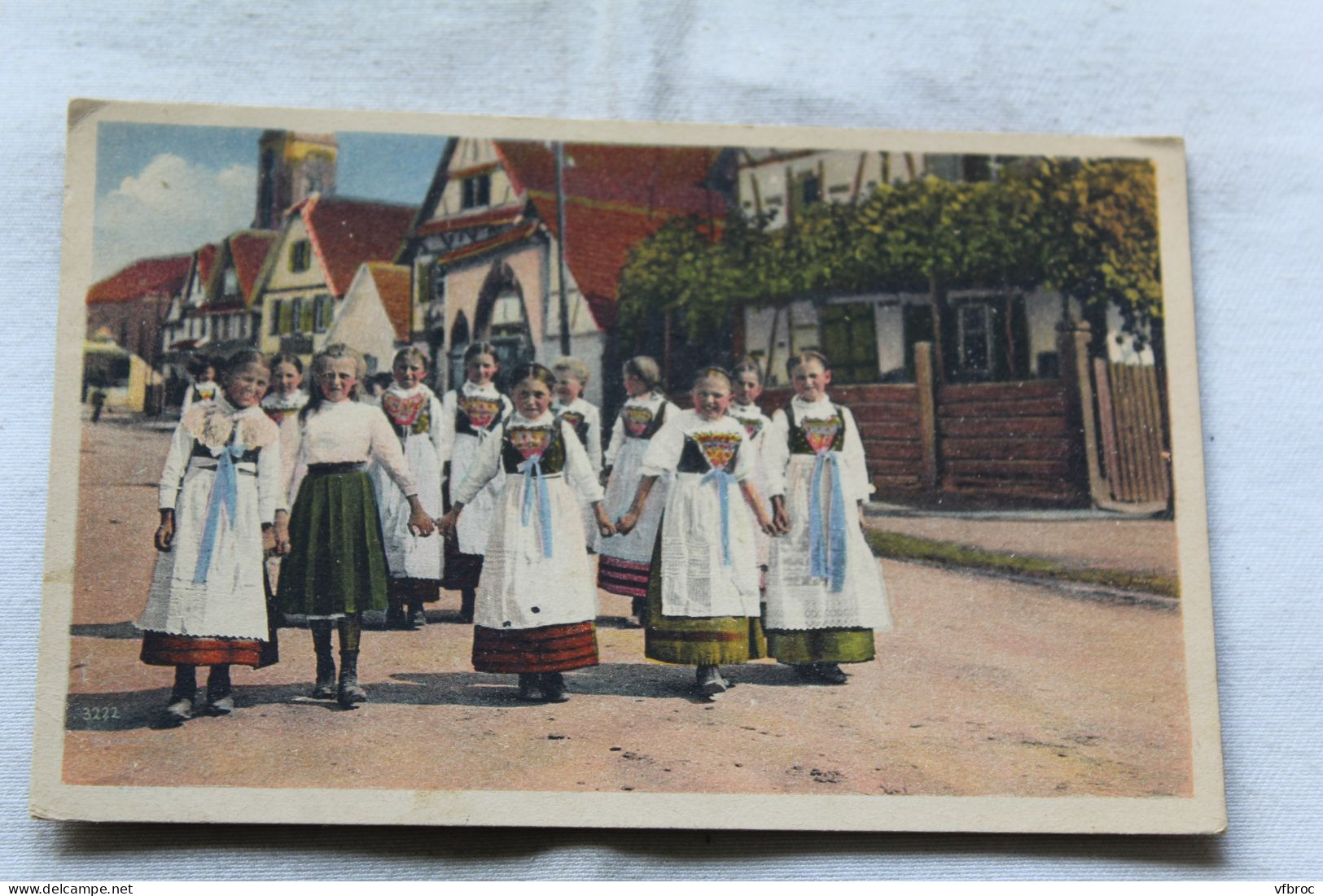 Alsace, elsassische bauernmadchen, Bas Rhin