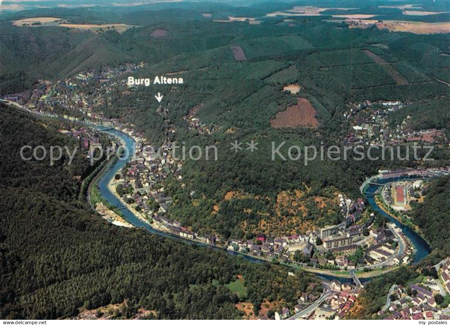 Altena Lenne Fliegeraufnahme mit Burg Altena