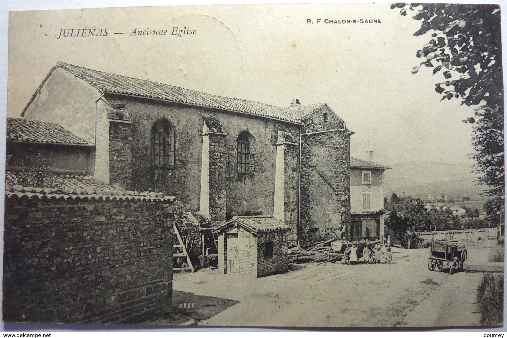 ANCIENNE ÉGLISE - JULIÉNAS