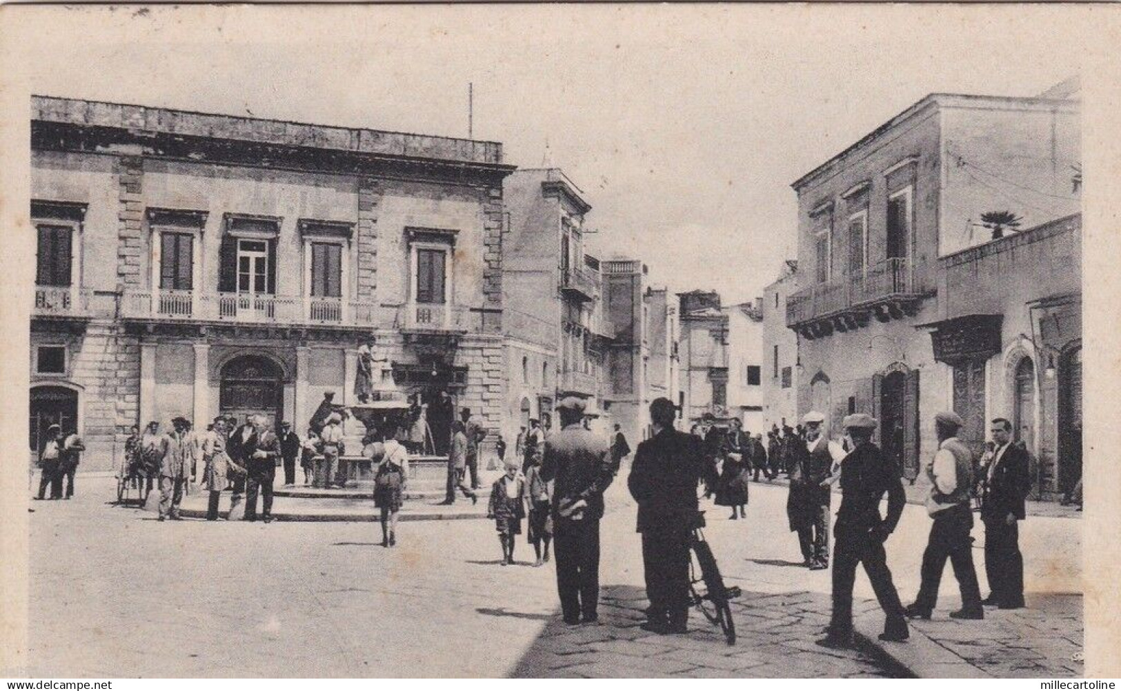 # ANDRIA: PIAZZA ETTORE CARAFA