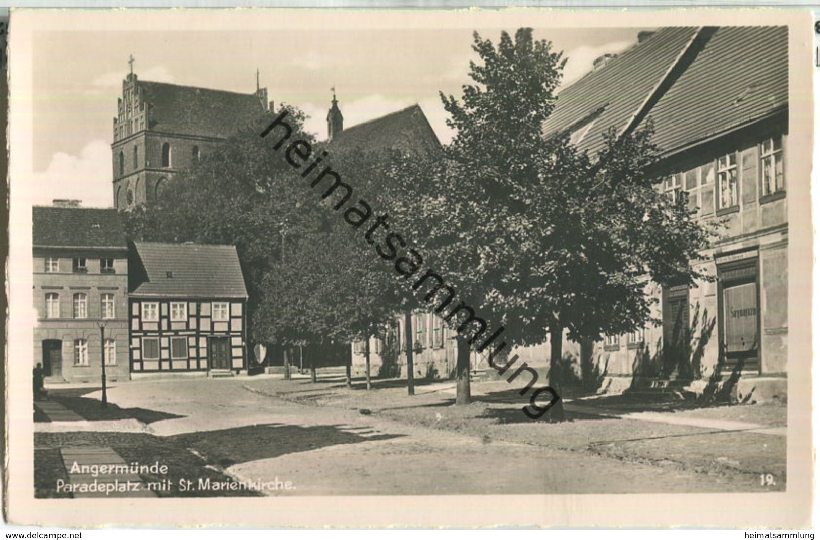 Angermünde - Paradeplatz mit St. Marienkirche - Foto-Ansichtskarte - Verlag Leon Sauniers Stettin 30er Jahre