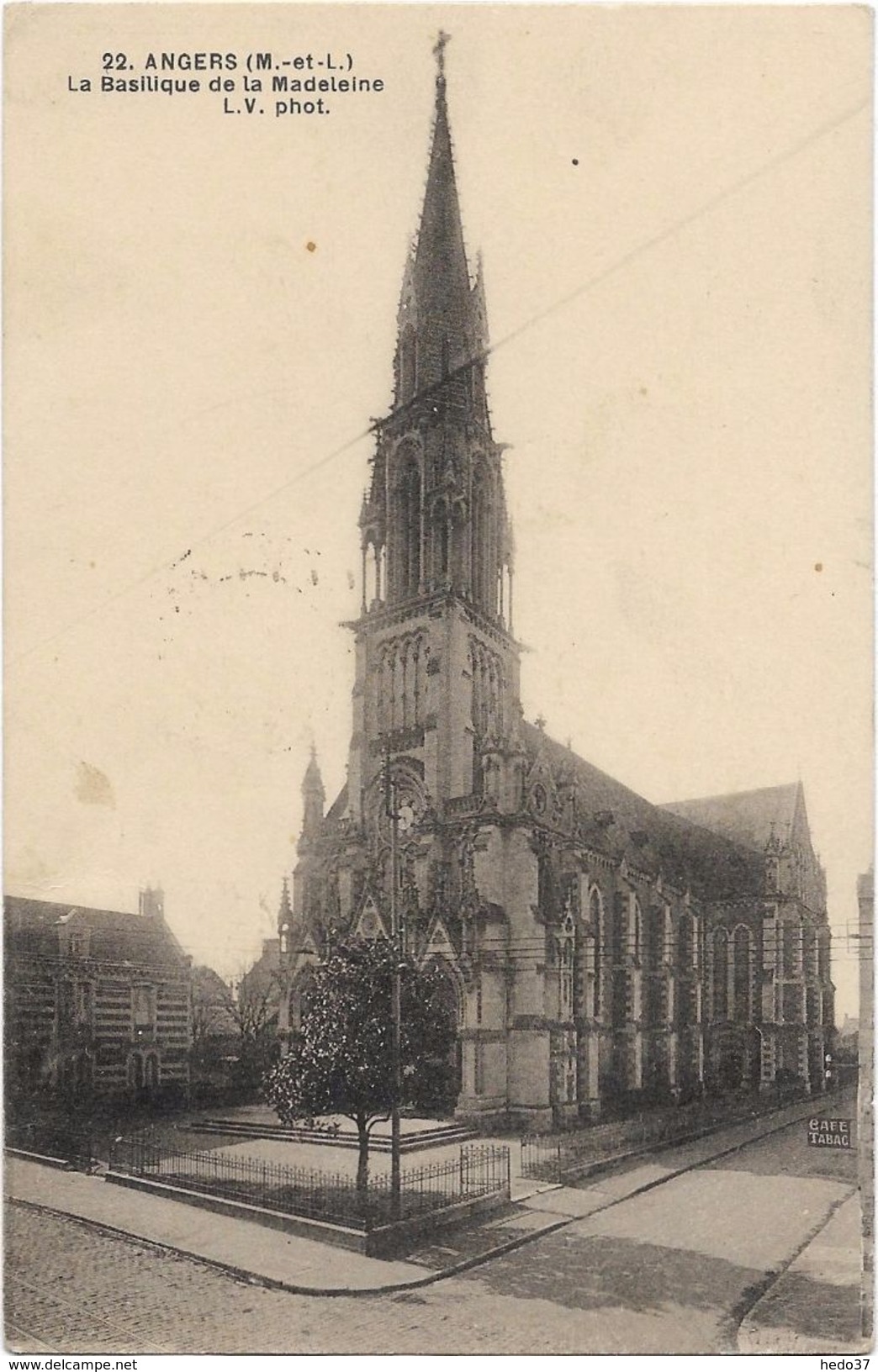 Angers - La Basilique de la Madelaine