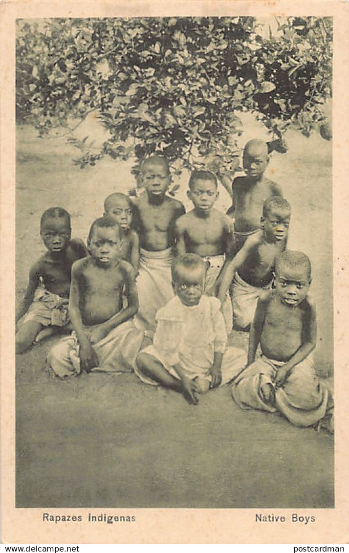 Angola - Native boys - Publ. Casa 31 de Janeiro