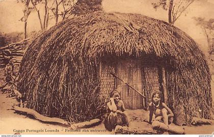 ANGOLA - Lunda women in shackles - Publ. Spiritus