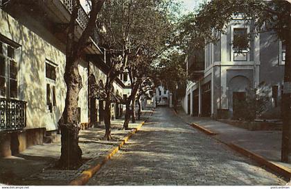 Puerto Rico - SAN JUAN - Street leading to Fortaleza - Publ. Dormand Postcards 30419