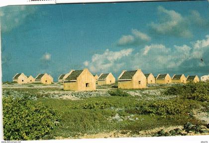 CPM AK Shelter for slaves working the salt pans BONAIRE (660289)