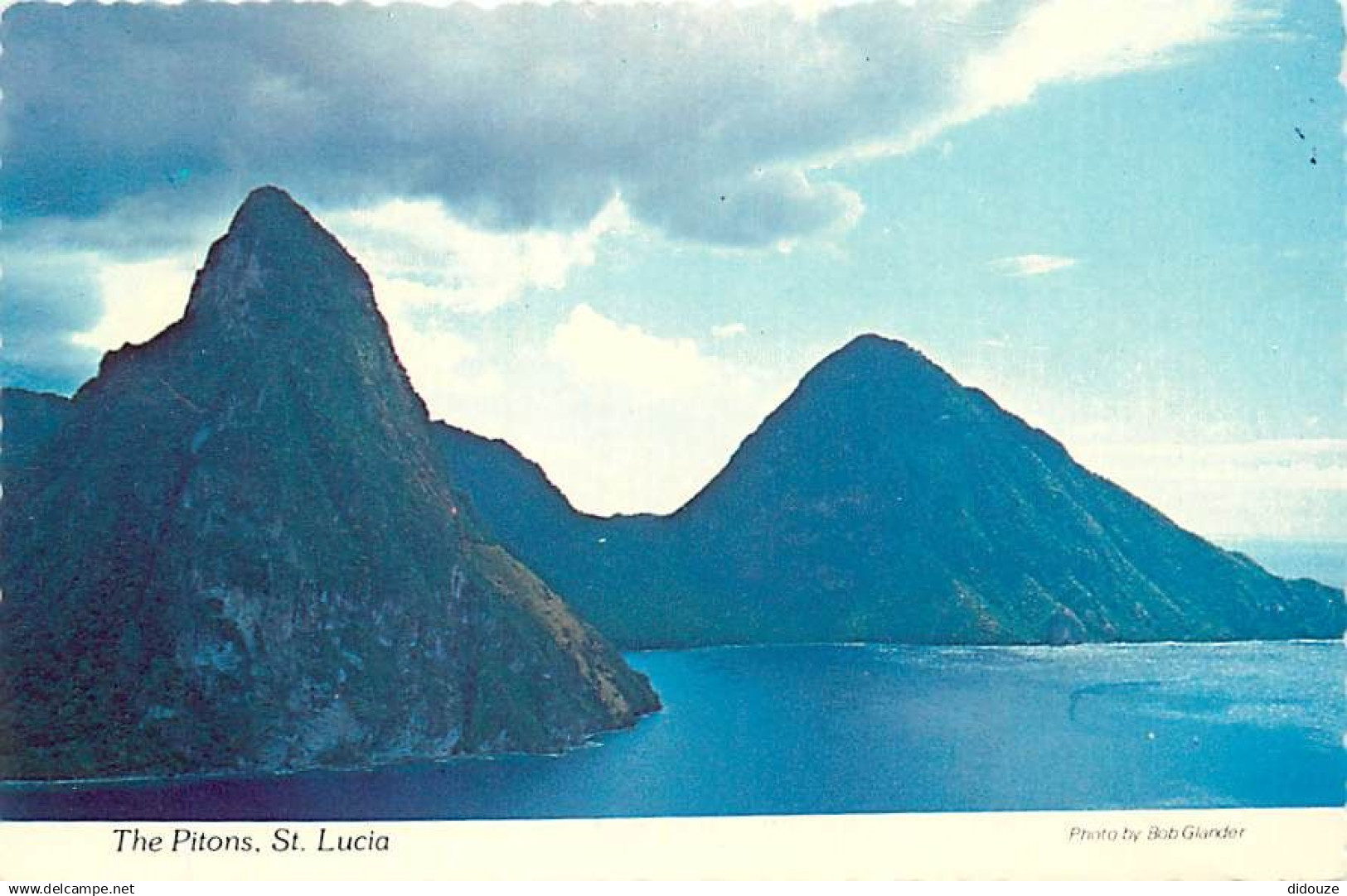 Antilles - Sainte Lucie - Saint Lucia - The Pitons - CPM - Voir Scans Recto-Verso