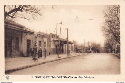 EUGENE-ETIENNE - HennayaRue principale