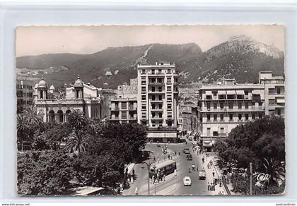 ORAN - La Place Foch