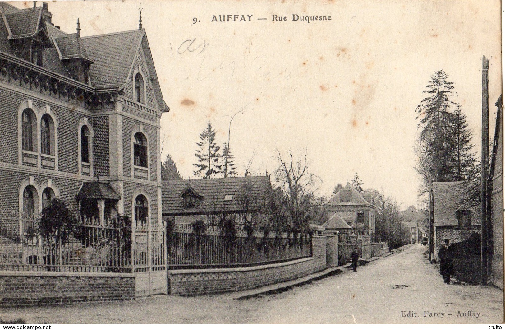 AUFFAY RUE DUQUESNE