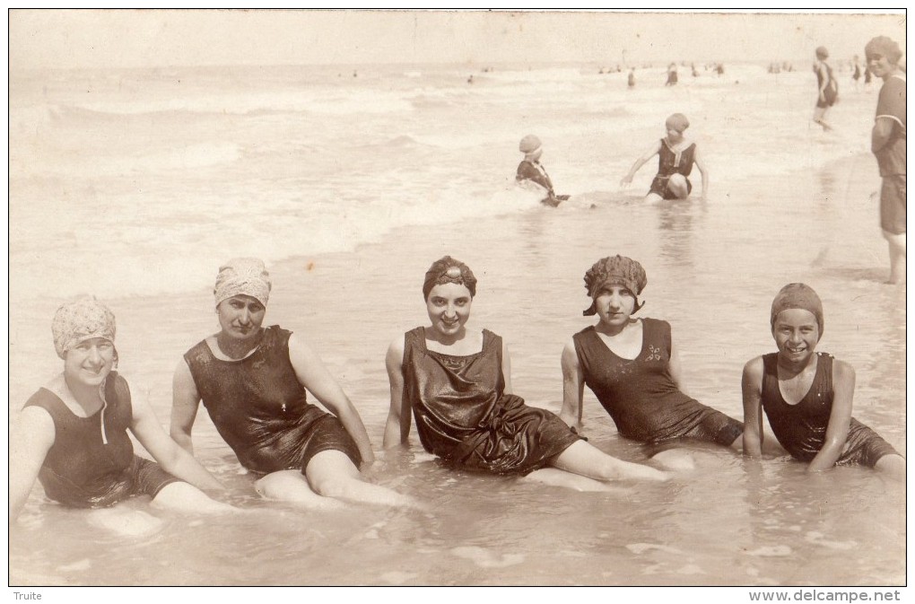 AULT ONIVAL CARTE PHOTO GROUPE DE BAIGNEUSES