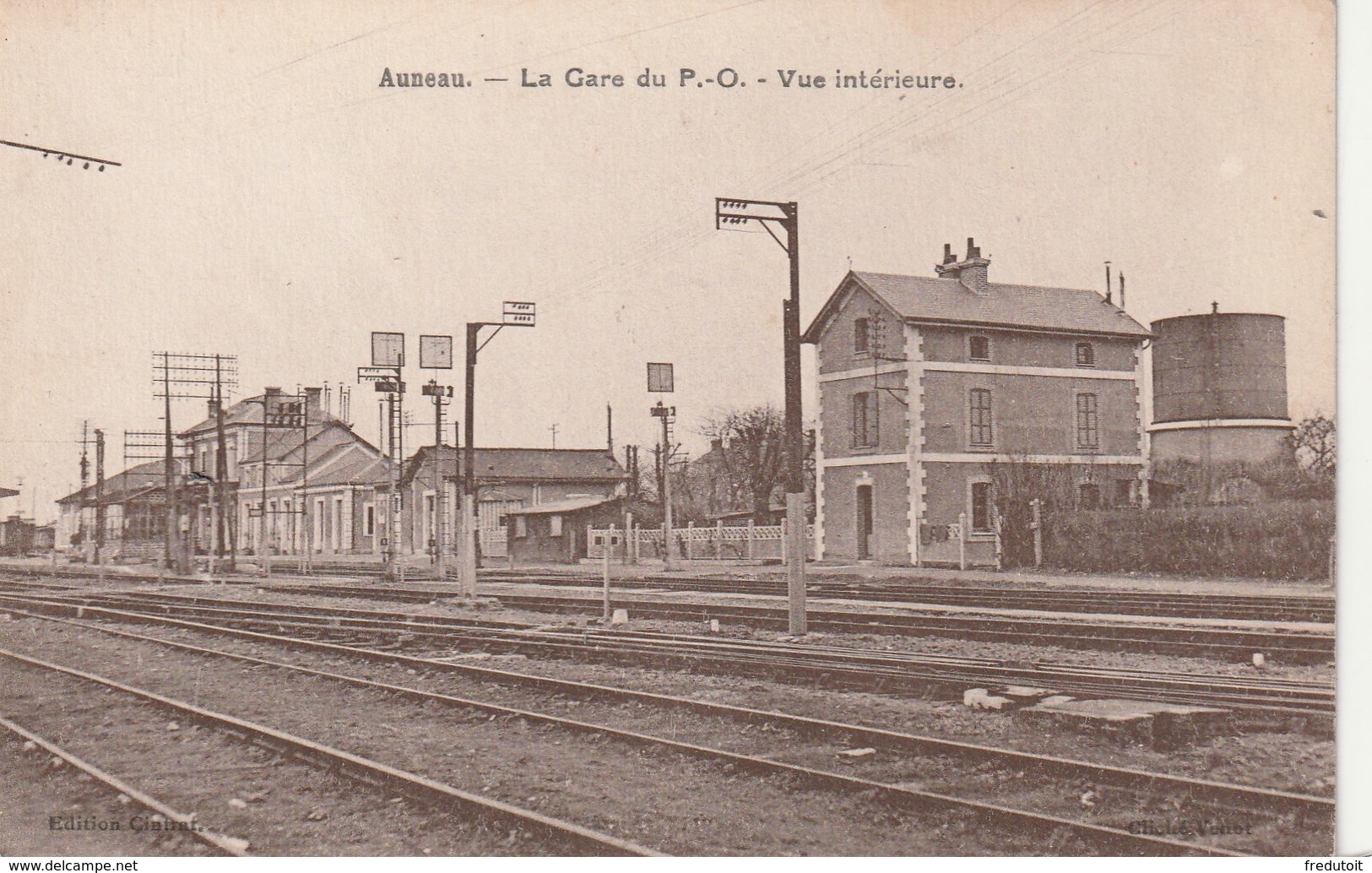 AUNEAU  (28) - La Gare Auneau-Orléans   -