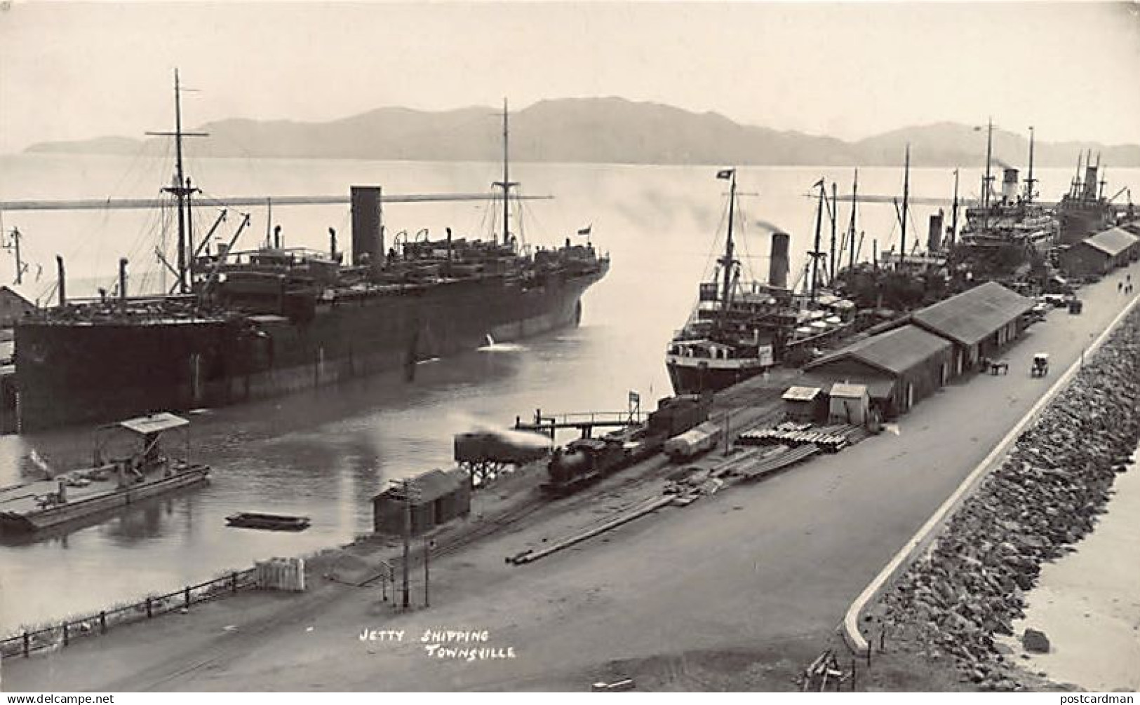 Australia - TOWNSVILLE (QLD) Jetty Shipping - REAL PHOTO - Publ. unknown