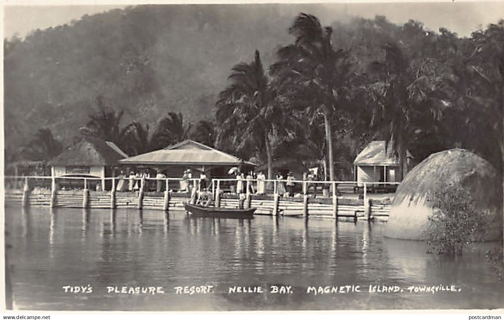 Australia - TOWNSVILLE (QLD) Tidy's Pleasure Resort, Nellie Bay, Magnetic Island - REAL PHOTO - Publ. unknown