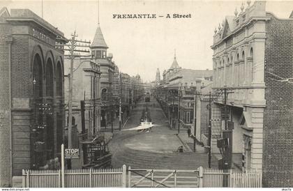 PC AUSTRALIA FREMANTLE STREET SCENE, Vintage Postcard (b53828)