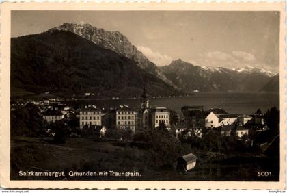 Gmunden mit Traunstein