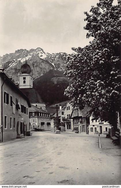 Österreich - Gröbming (ST) Hauptplatz mit Kamm