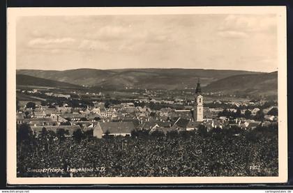 AK Langenlois, Blick über die Dächer auf die Kirche