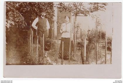 Couple old photopostcard sent 1914 from Maria Enzersdorf am Gebirge to Weichselburg in Krain? Visnja Gora? b170125