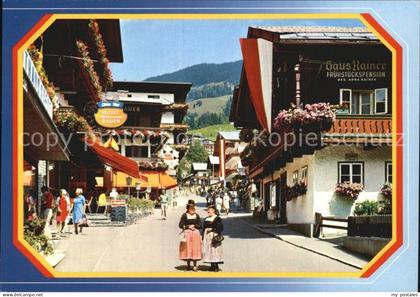 72516813 Saalbach-Hinterglemm Dorfstrasse Tracht Saalbach